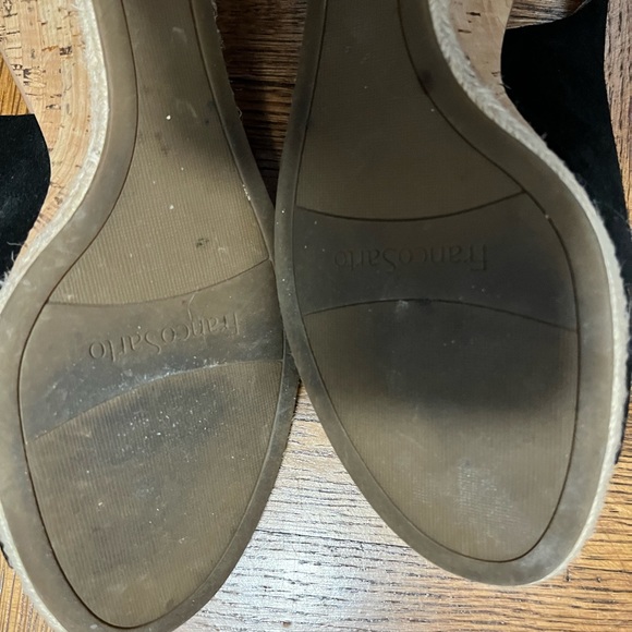 Franco Sarto suede wedge sandals - Picture 3 of 4